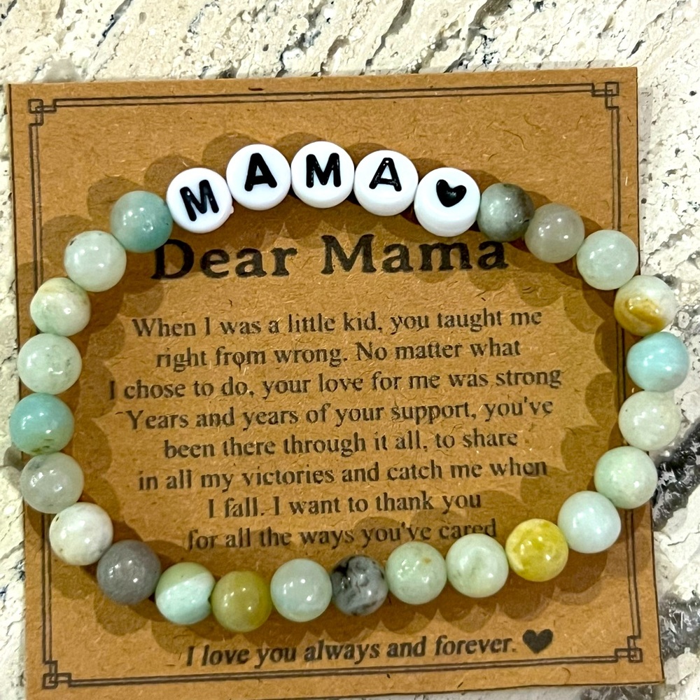 SALE!!!❤️❤️ Mama Beaded Message Bracelet
